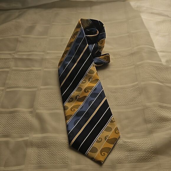 Boulevard Club Men Stripped Tie Yellow/ Navy Blue - Picture 1 of 16